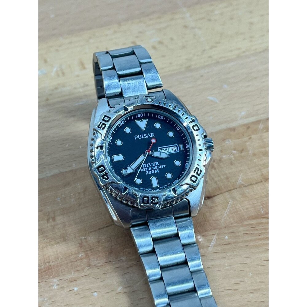 LUMINOX NAVY SEAL 3580-1GBq H-3LX- 200 Meters Water Resistant NEEDS BATTERY - Picture 4 of 12